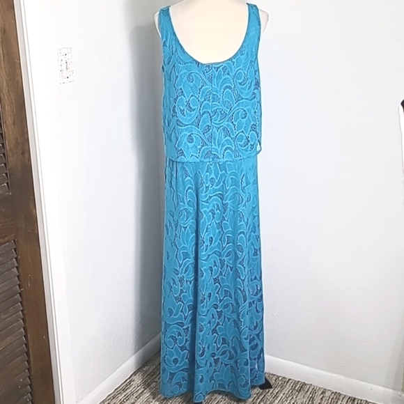 London Times Elegant Turquoise Lace Maxi-Dress, Size 12 - Picture 7 of 12